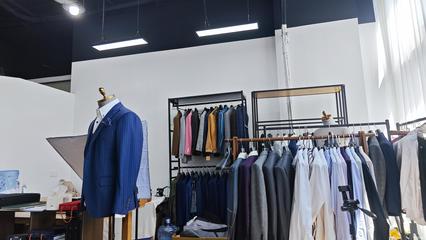 重慶高端商務(wù)西服量身定制,免費(fèi)上門(mén)量體