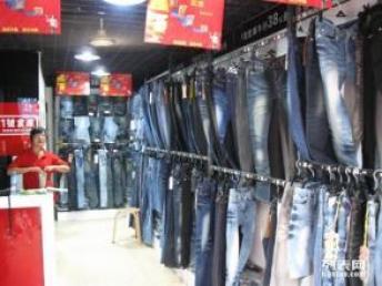 圖 上海鞋子庫(kù)存回收 庫(kù)存男裝女裝回收 上海服裝 鞋帽 箱包